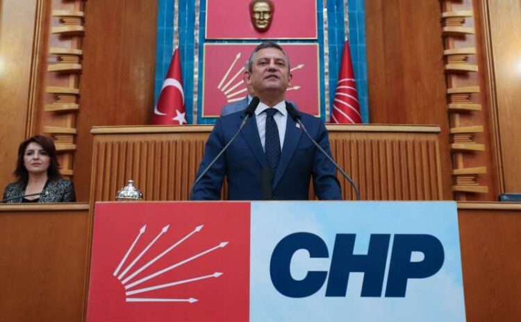 CHP Lideri Özgür Özel’den Gençlere: “Atatürk Gibi Sadece Sizlere Güveniyorum”