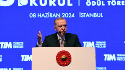 Cumhurbaşkanı Erdoğan: “İhracatçılar İçin Döviz Bozdurma Zorunluğu Yüzde 30’a İndi”