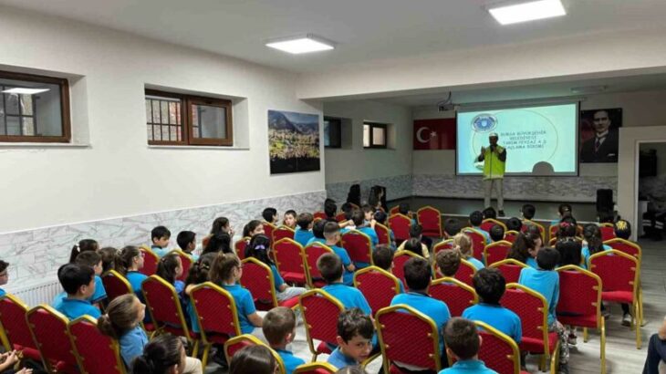 Bursa Büyükşehir Belediyesi’nden Halk Sağlığına Anlamlı Katkı! Haşereyle Mücadele Eğitimi Veriliyor