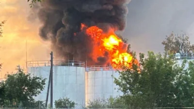 Rusya’da İki Petrol Rafinerisine Dron Saldırısı