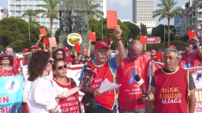 Emekliler İktidara Kırmızı Kart Gösterdi: Bizi Ölüme Mahkum Ettiler