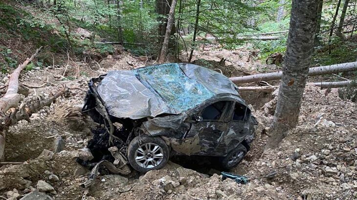 Teslim Edilmeyen Aracı İhbar Ettiler: Kaza Yapan Otomobilin Sürücüsü Ölü Bulundu