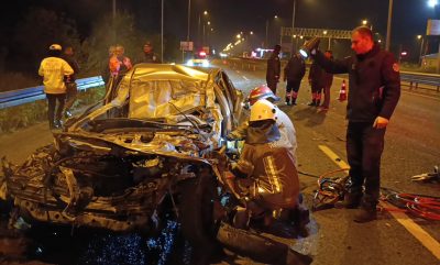 Otomobil kamyonun altına girdi, sürücü ağır yaralandı