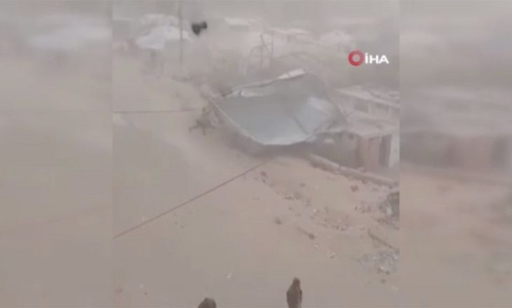 Gazze’yi kum fırtınası vurdu: Filistinlilerin kaldığı çadırlar zarar gördü