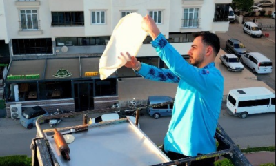 Gökyüzünde katmer şovu yaptı