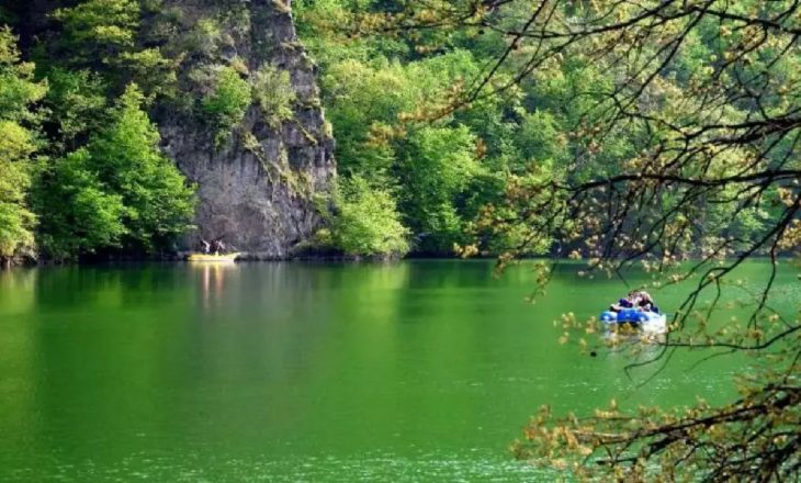 Türkiye’deki 7 gölde mikroplastik kirliliği araştırıldı