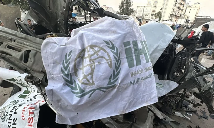 İsrail, İHH aracını vurdu! 5 kişi hayatını kaybetti
