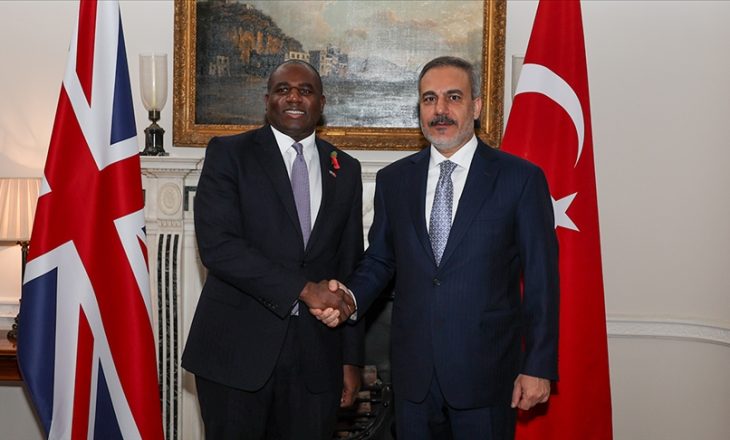 Bakan Fidan mevkidaşı David Lammy ile görüştü