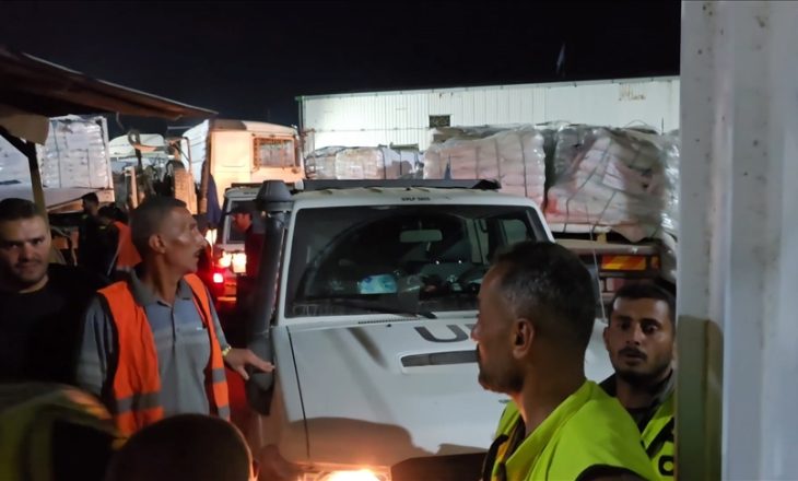 81 günlük abluka delindi! Yardım tırları Gazze’ye ulaştı