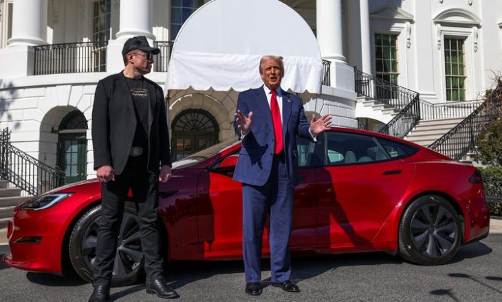 Trump’tan Elon Musk’a sert sözler: Aklını kaçırmış